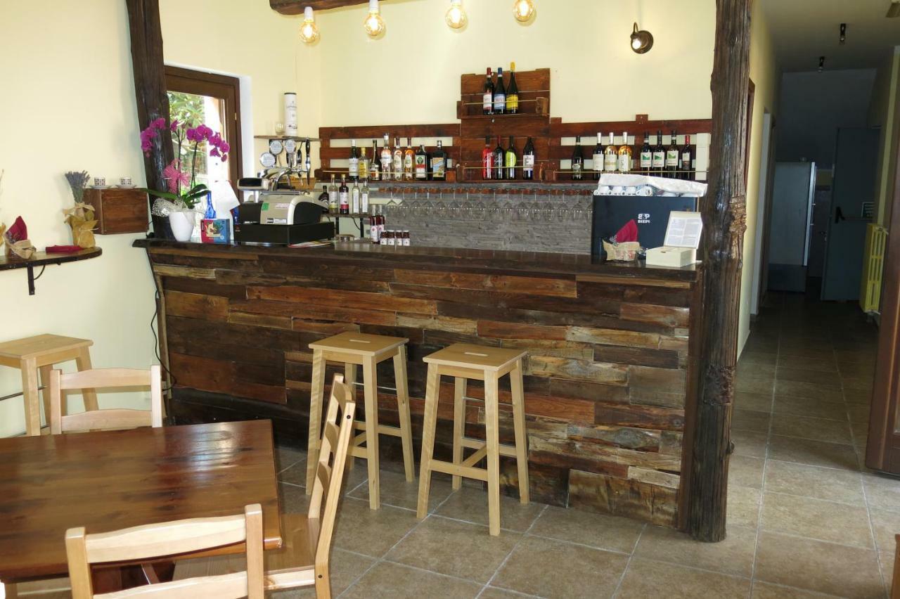 La Locanda Del Priore Vaie Bagian luar foto