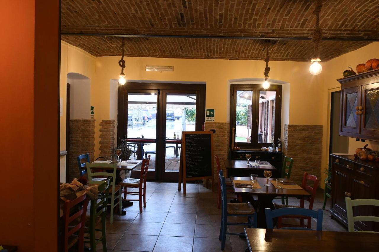 La Locanda Del Priore Vaie Bagian luar foto